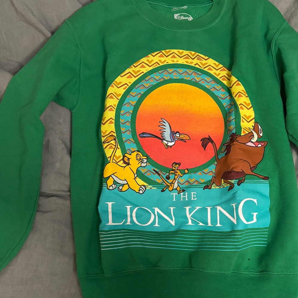 disney Lion king pullover